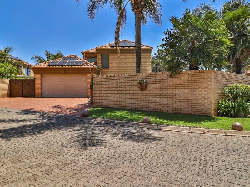 Low Maintenance Cluster. - Photo 3