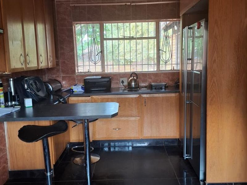 Elegant 3 bedrooms house for sale in Clarina - Photo 9