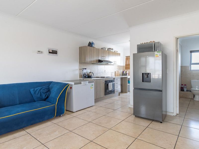 Comfortable 2-Bedroom, 1-Bath Apartment – Ideal Everyday Living - Photo 9