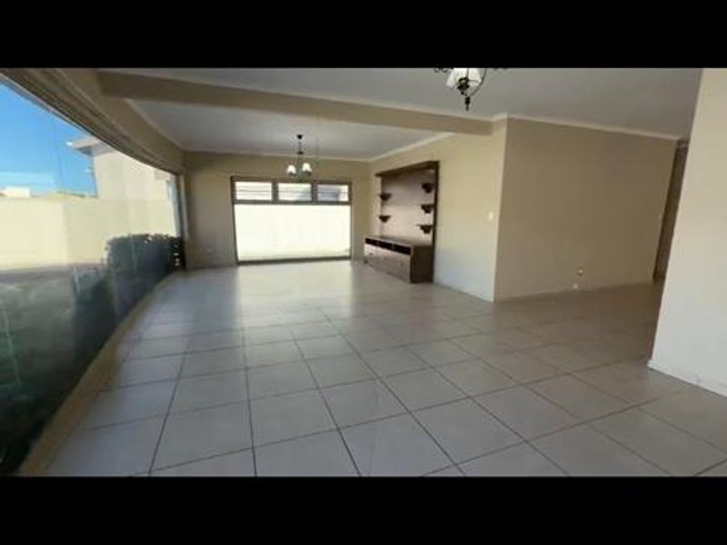 TO RENT: ENTERTAINMENT GALORE - Photo 1
