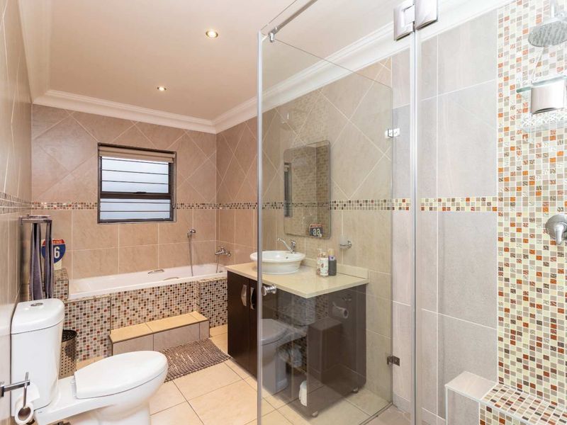 Graceful Living in a Home Designed for Family and Entertaining in a Secured Estate - Photo 7