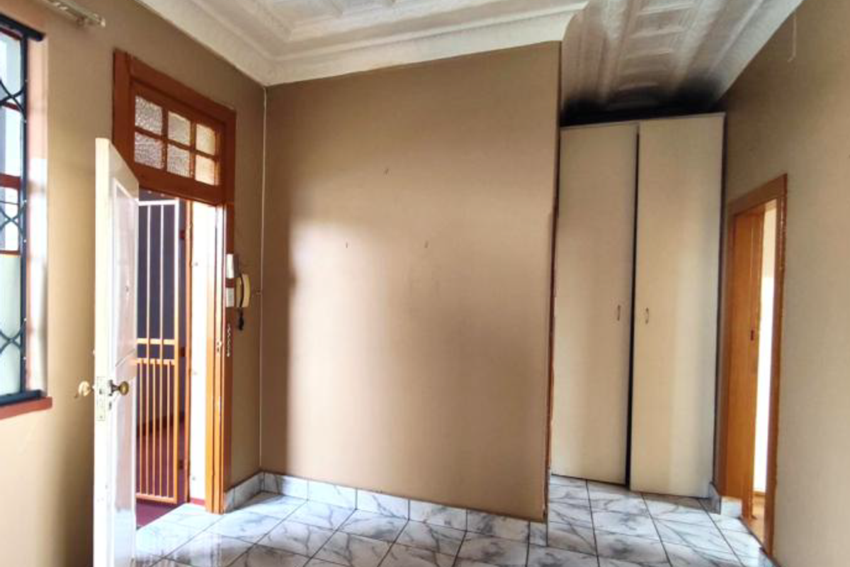 Inviting 1-Bedroom Apartment in the Heart of Benoni - Photo 3