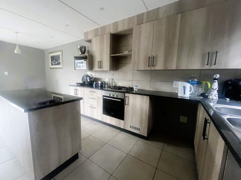 Where comfort meets clever living -your Ferndale hideaway with a garden twist! - Photo 4