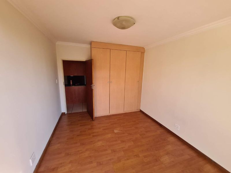 Neat 2 Bedroom apartment to rent - Photo 7