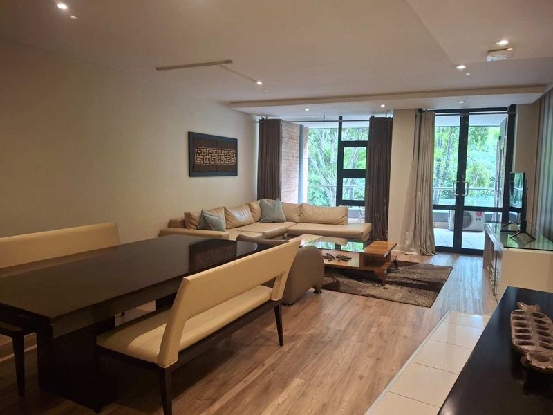 A TASTEFULLY FURNISHED TWO BEDROOM APARTMENT - Photo 5