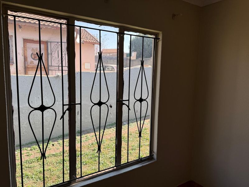 Neat 3 bedroom home - Photo 10