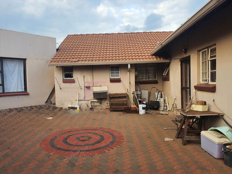 investors' Paradise 1451sqm - Photo 4