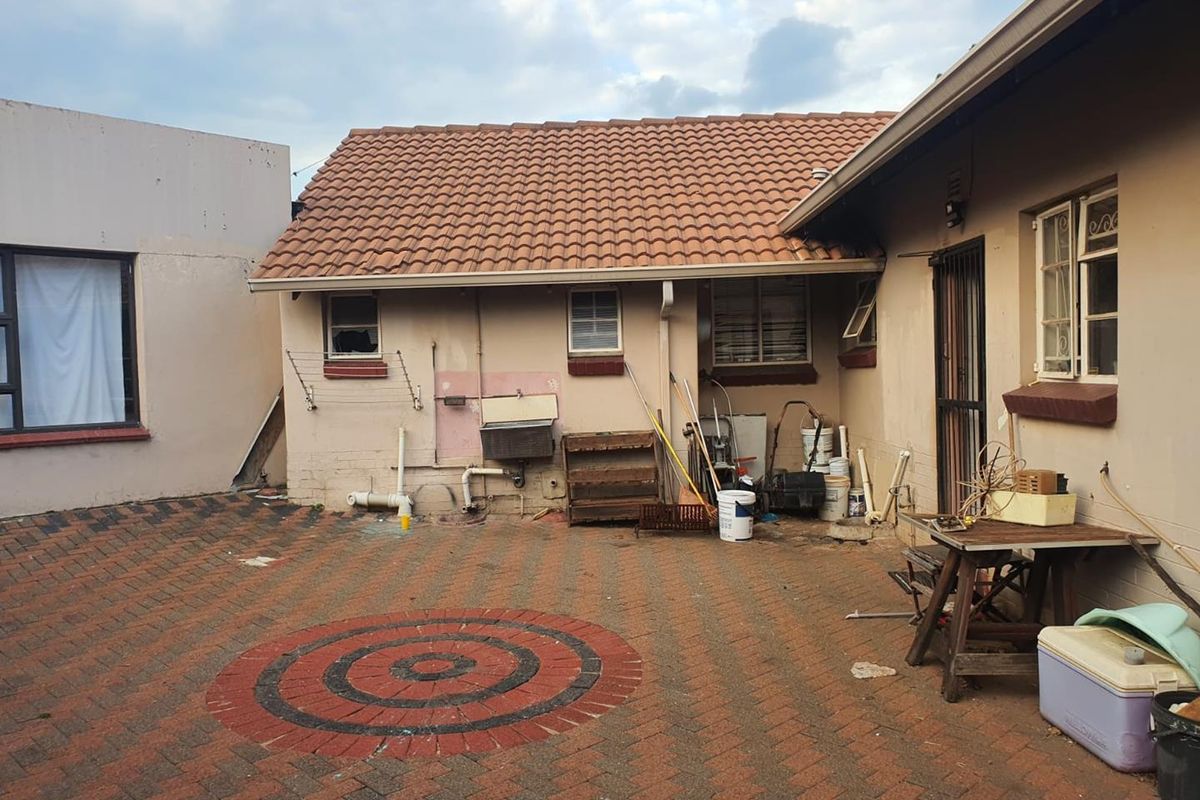 investors' Paradise 1451sqm - Photo 4