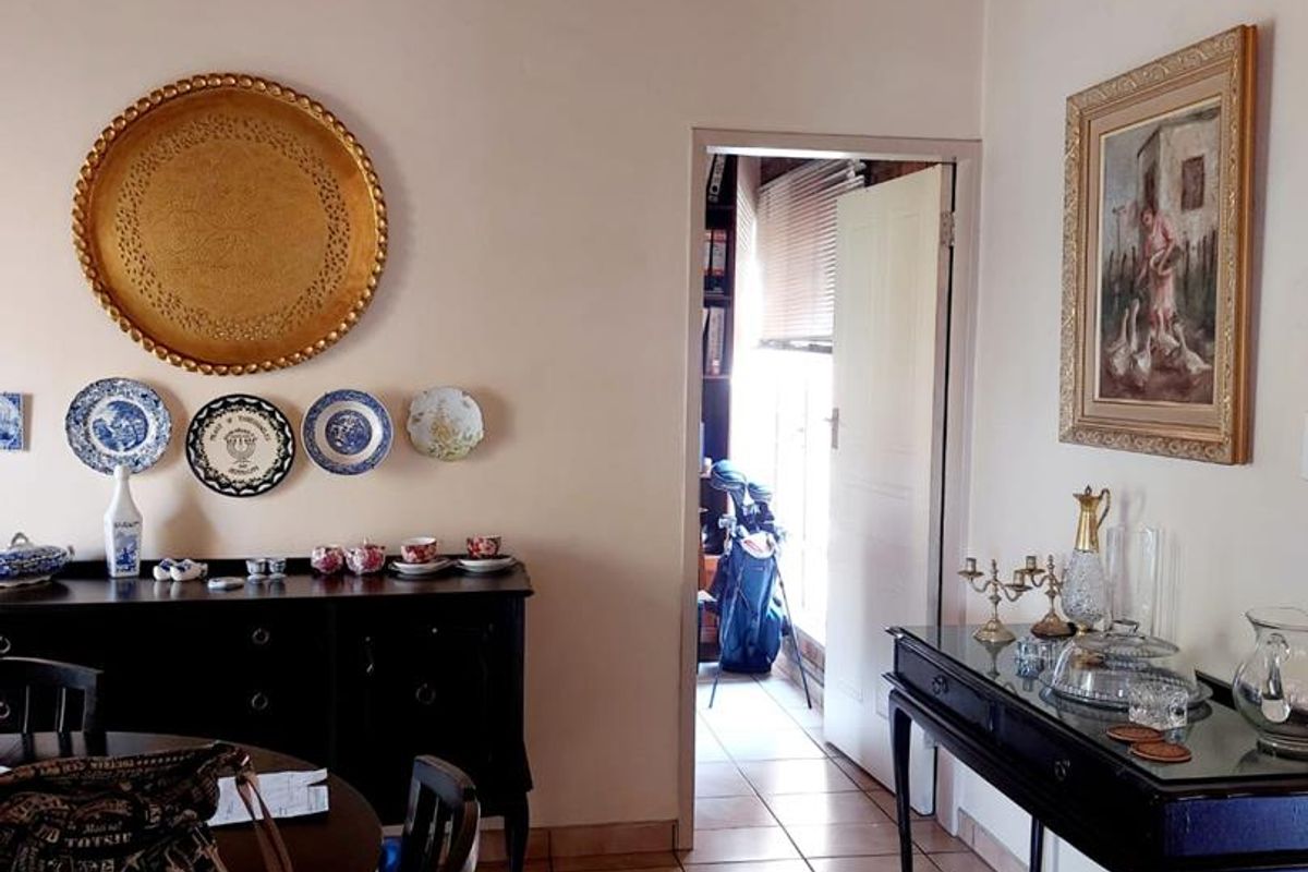 Discover Comfort and Convenience in Val De Grace - Photo 4