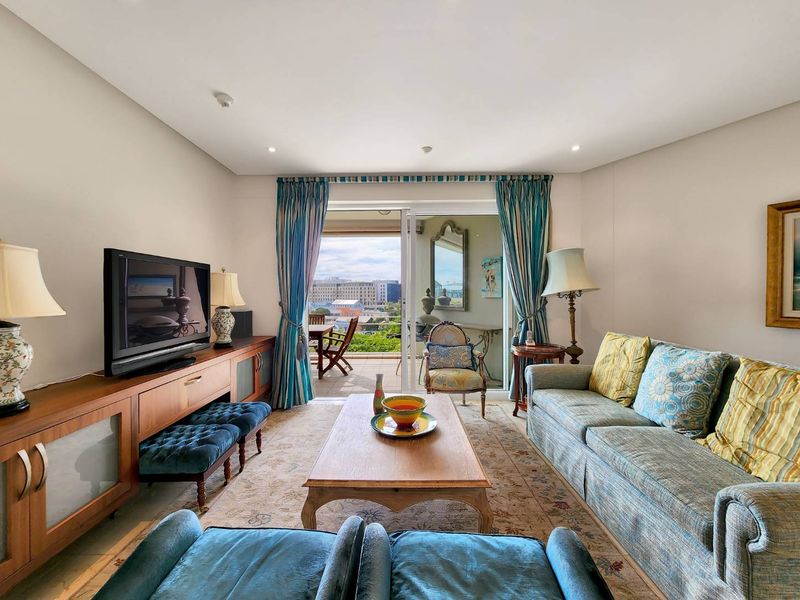 Luxury Marina Living - Photo 5