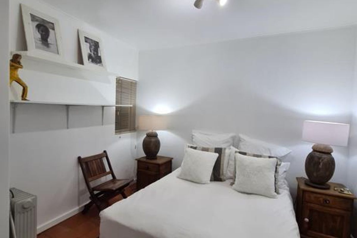 FURNISHED GARDEN COTTAGE - Photo 3