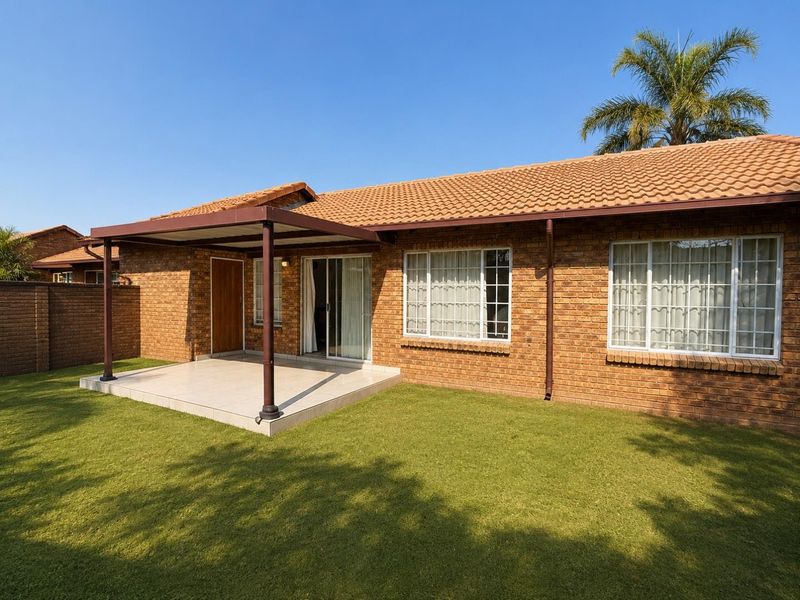 Modern 2 Bedroom Home with Large Private Garden - Photo 1