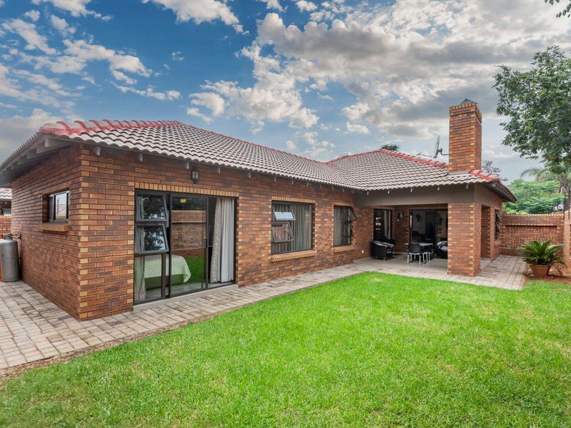 3 Bedroom House for Sale in New Redruth - Photo 2