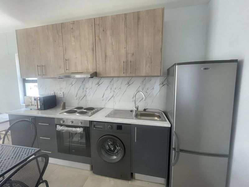 FOR SALE – BEAUTIFUL FREESTANDING HOME AT WATERFRONT - Photo 9