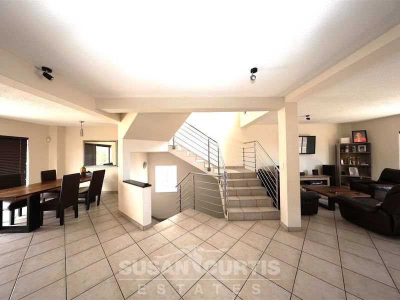 3-Level Duplex Townhouse with Sea & Dune Views - Photo 6
