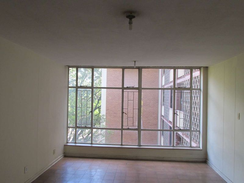 A BACHELOR FLAT TO RENT IN SUNNYSIDE - Photo 5