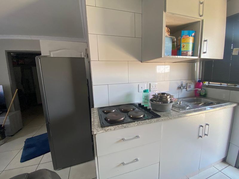 2 bedroom house for sale - Photo 7