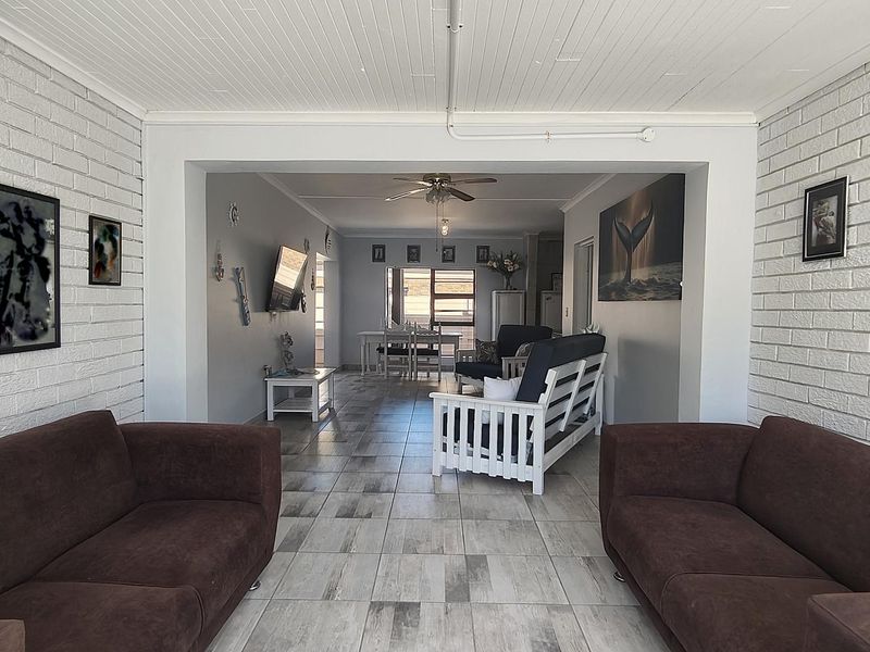 Quaint Town House in Hartenzicht Security Complex - Photo 3