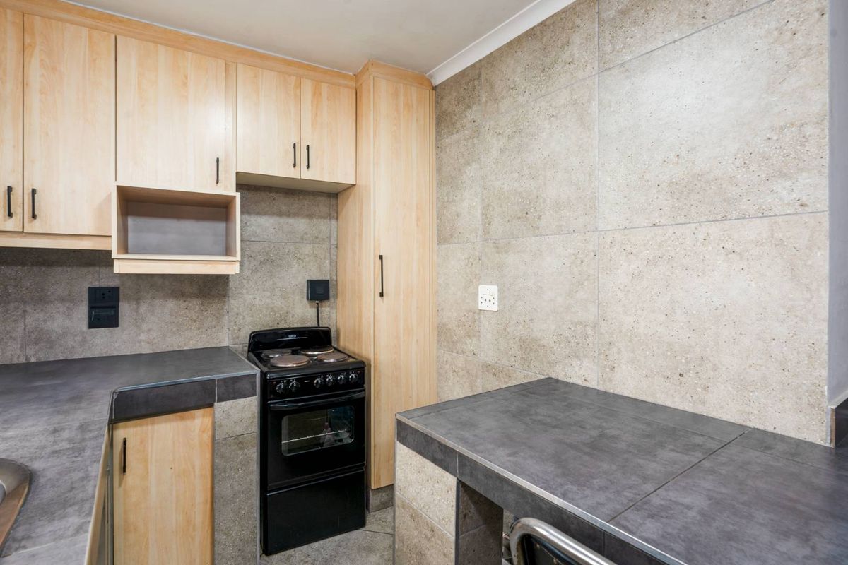 Cosy modern 2 bedroom apartment - Photo 3