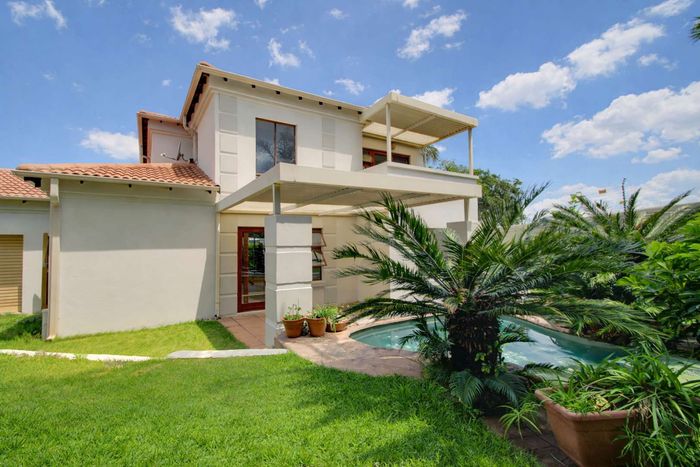 Property #2481340, Cluster For Sale in Randpark Ridge