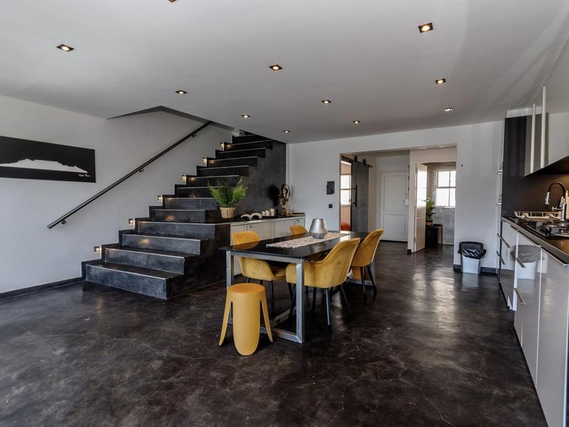 Stunning luxury penthouse to rent in the heart of the CBD - Photo 5