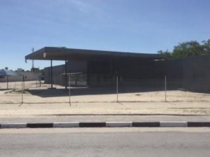 Showroom/Workshop/Office/Combination Property for Sale - PRIME Corner Property - Photo 7