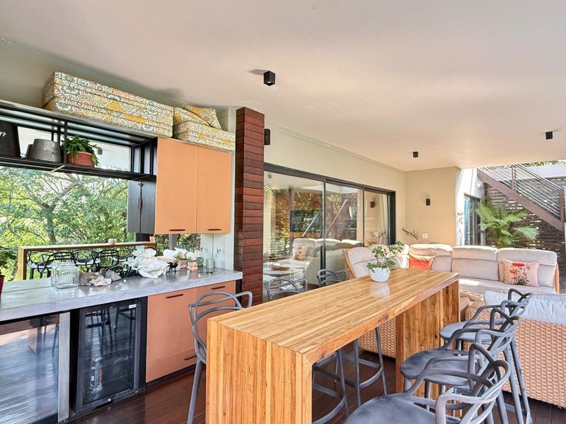 Stunning Family Home - Photo 6