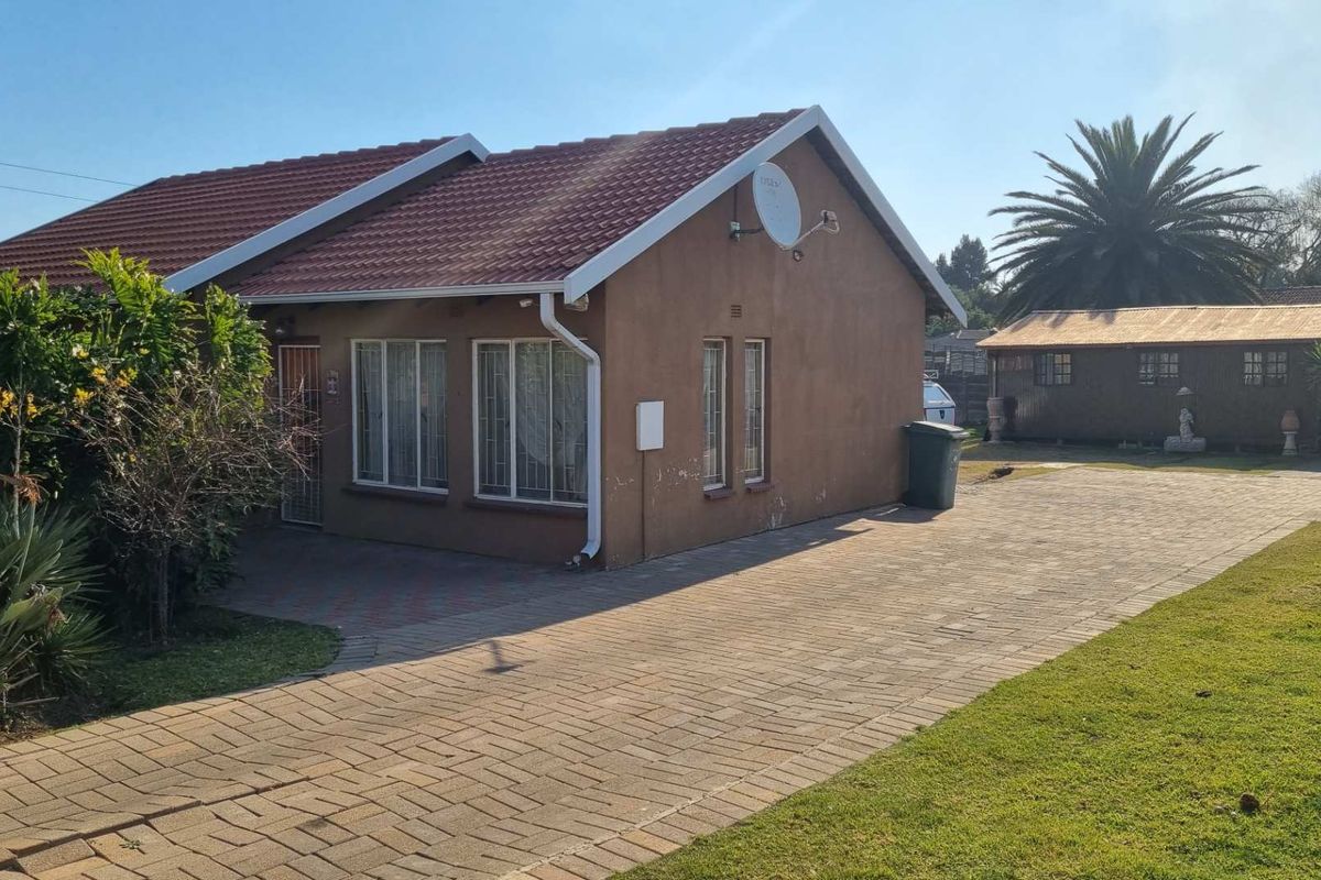 Priced to Sell !! - Photo 5