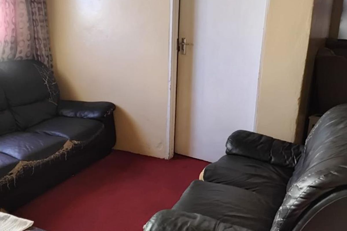 3-Bedroom Home for Sale in Kwanobuhle, Uitenhage - Photo 4