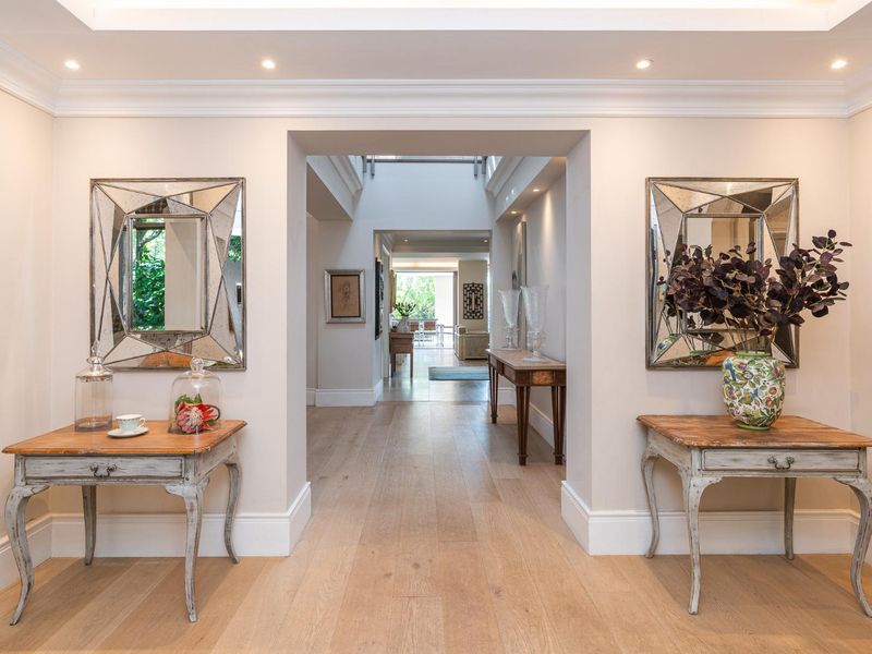 A Tranquil Oasis: Embrace Elegant Living with Sea Views! - Photo 3
