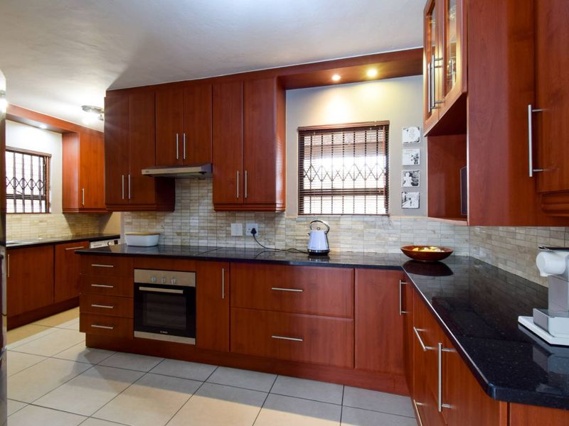 IDEAL OFFICE FROM HOME - Photo 10