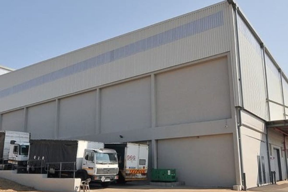 7 772m2 Isando Warehouse To Let - Photo 4