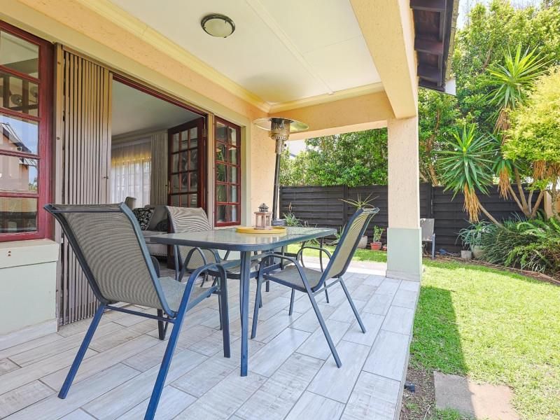 Modern 2-Bedroom Townhouse for Rent - Photo 1