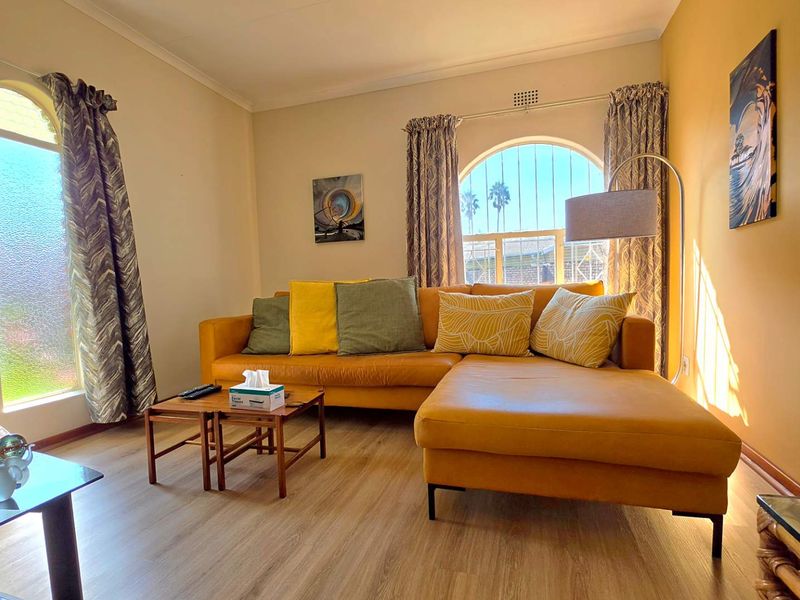 3 Bedroom Townhouse for Sale in Birchleigh - Photo 2