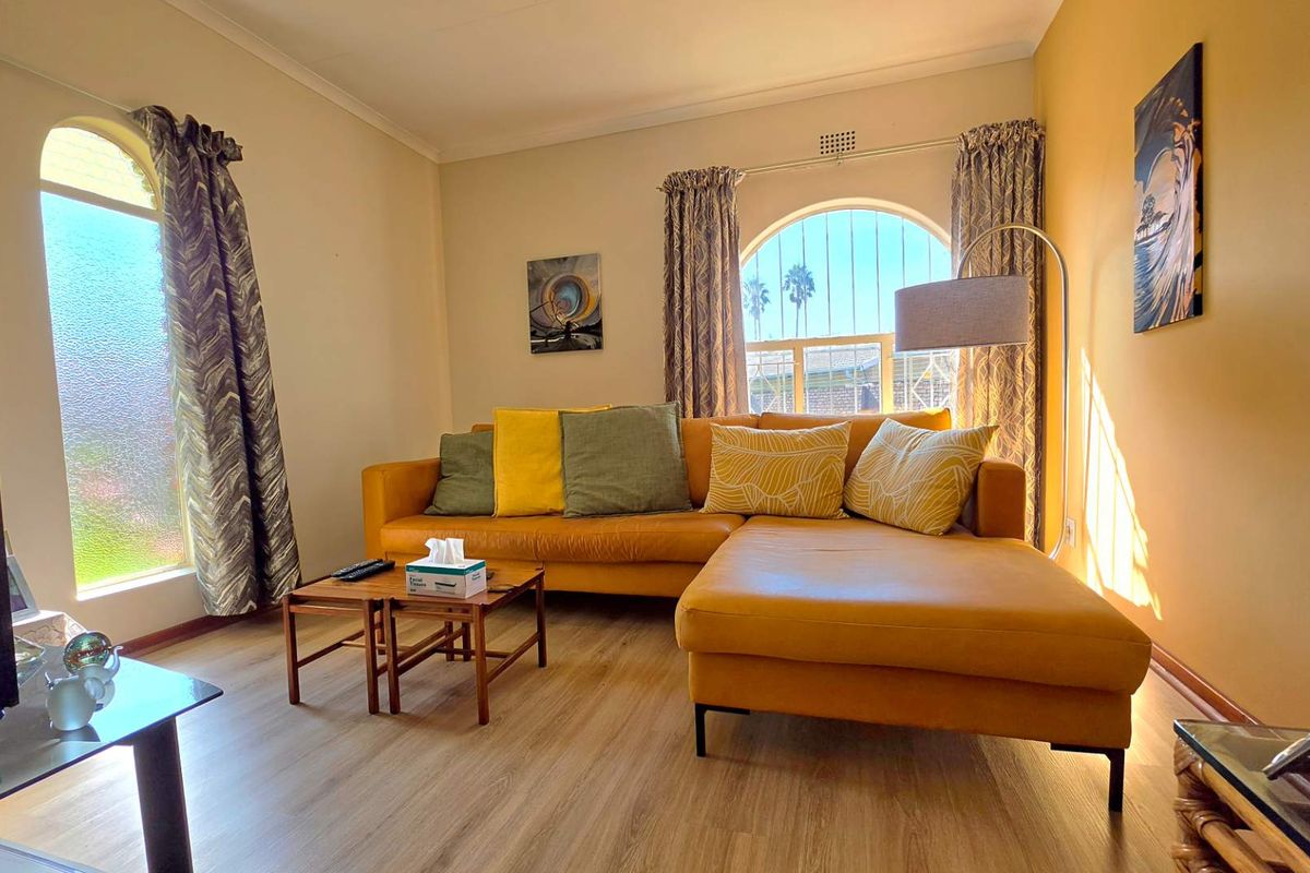 3 Bedroom Townhouse for Sale in Birchleigh - Photo 2