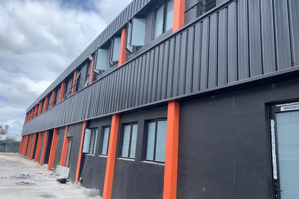 Modern Industrial Complex in Ndabeni: Secure & Convenient - Photo 2