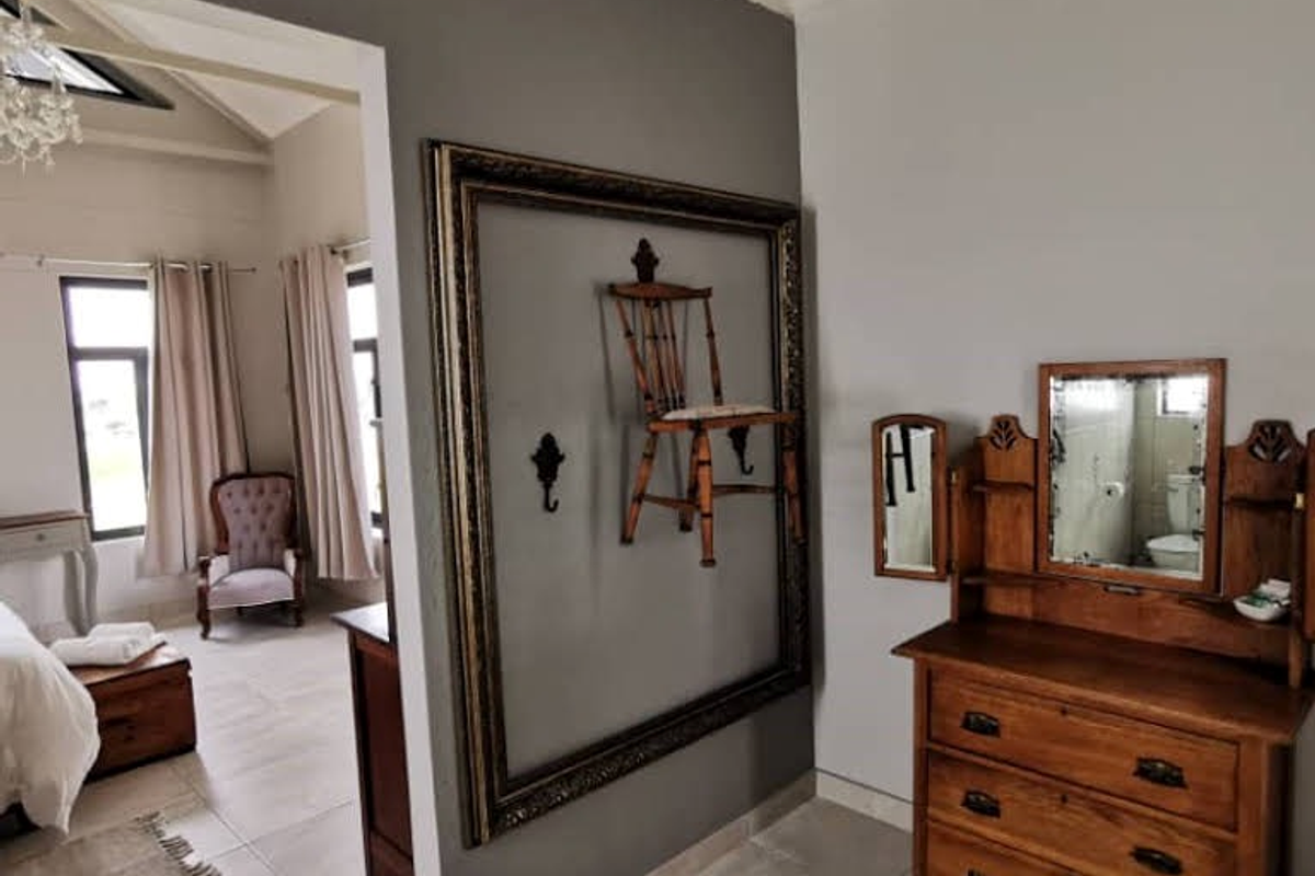 Established Guest House with Restaurant and Distillery in Stampriet for Sale - Photo 3