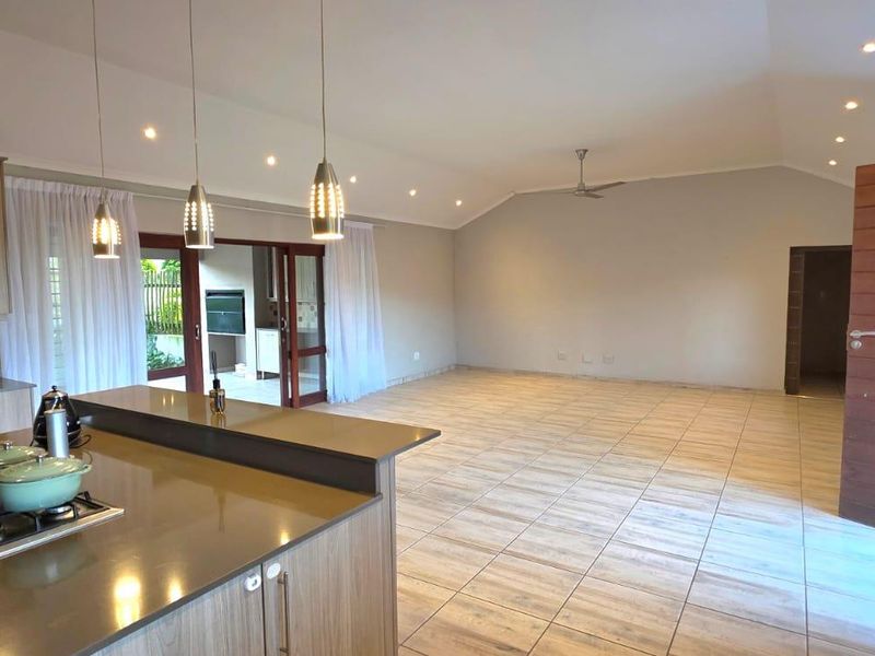 This is the one to buy Ntulo Wildlife Estate, value for your money. - Photo 4