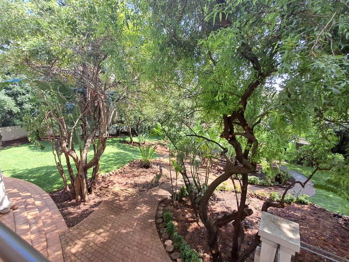 Property #2487554, House For Sale in Magalieskruin