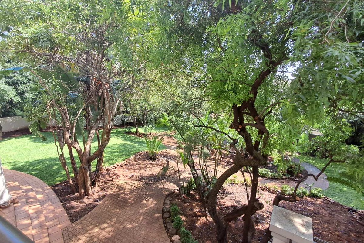 4 Bedroom, 4.5 bath, Elegant Family Home - Magalieskruin - Photo 2