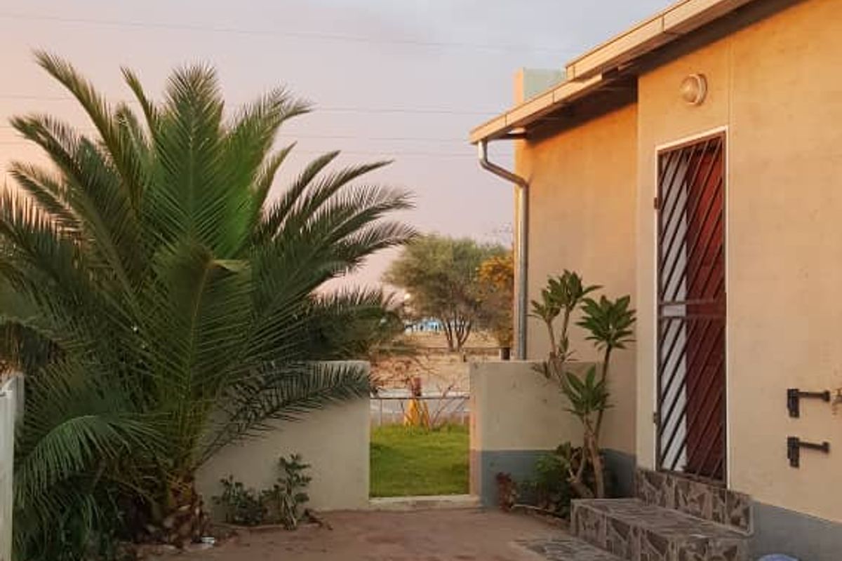 Family home in Osona Village - Photo 2