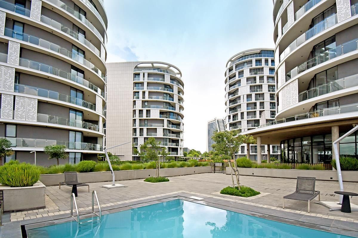 Fully furnished one bedroom, executive apartment for rent at Ellipse - Photo 2
