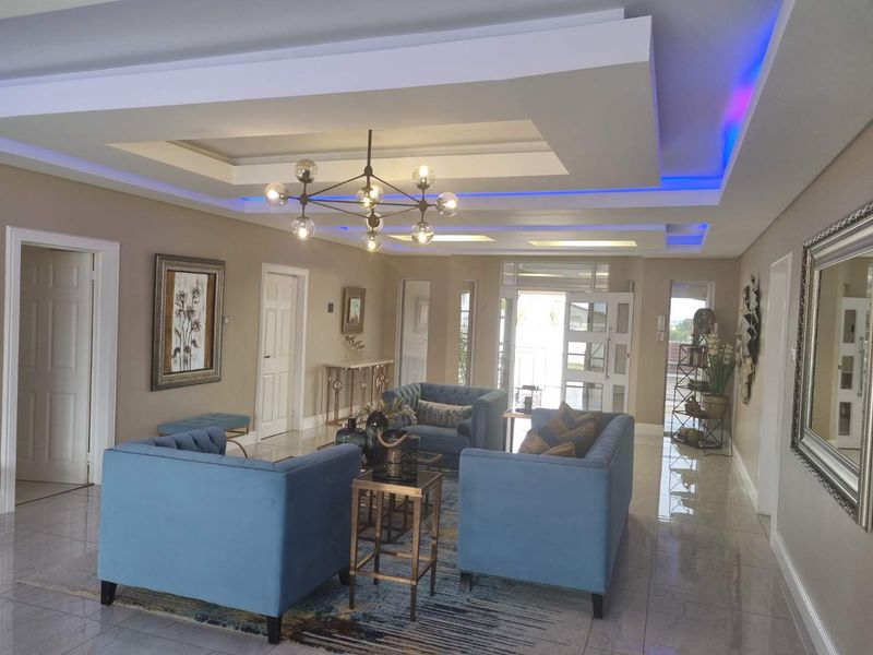 Exclusive Residence! - Photo 6