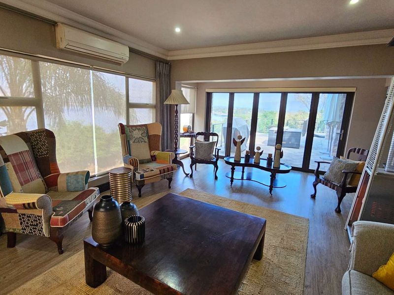 4 Bedroom Executive Family Home in Birdwood Estate - Photo 5