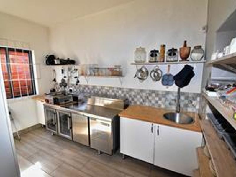 Exceptional Property Zoned Business 2 - Photo 8