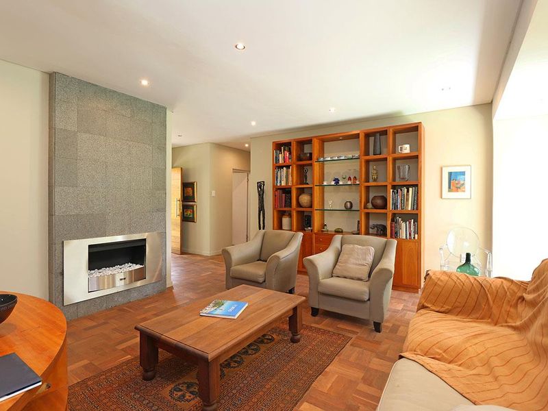 Modern Comfort Meets Elegance in Sandringham - Photo 3