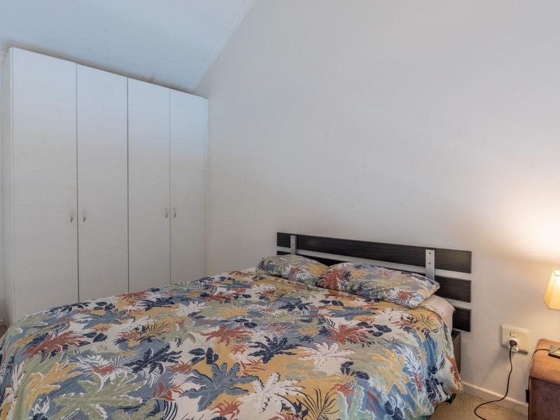 Spacious Loft Living Near Canal Walk - Photo 8