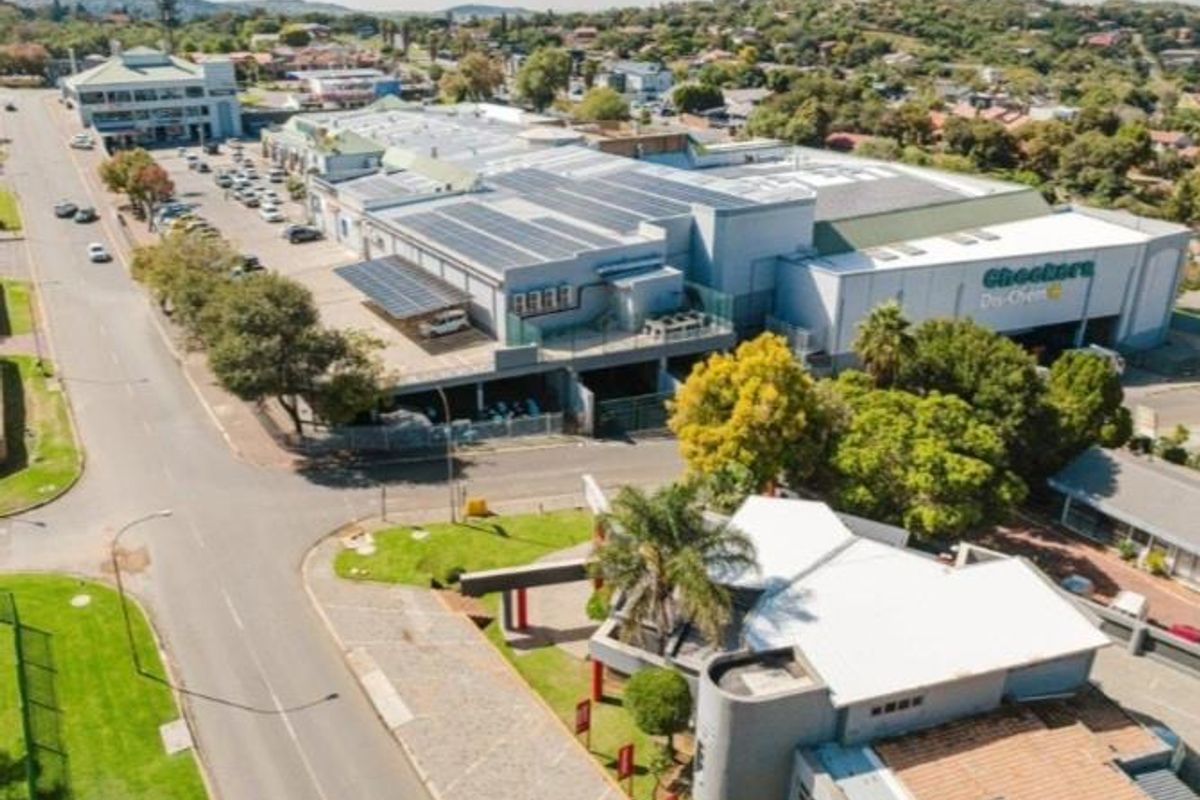 Invest Today, Grow Tomorrow. Commercial Property for Sale. - Photo 2