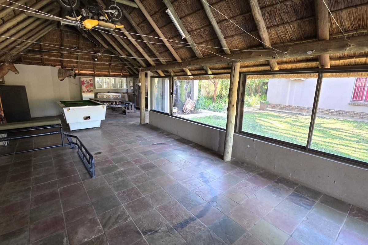 3 Bedroom Family Home in Melodie Hartbeespoort - Photo 5