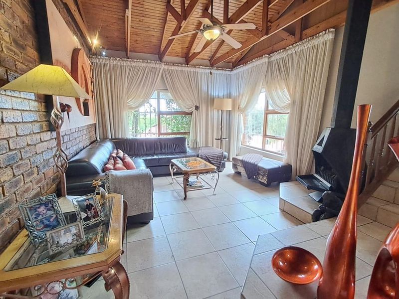 3 Bedroom Home for Sale in Mulbarton - Photo 4